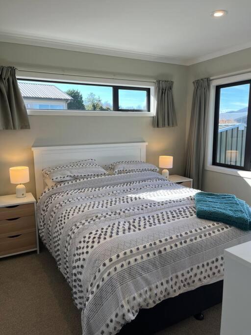Smiths Place Lago Lago Taupo Exterior foto